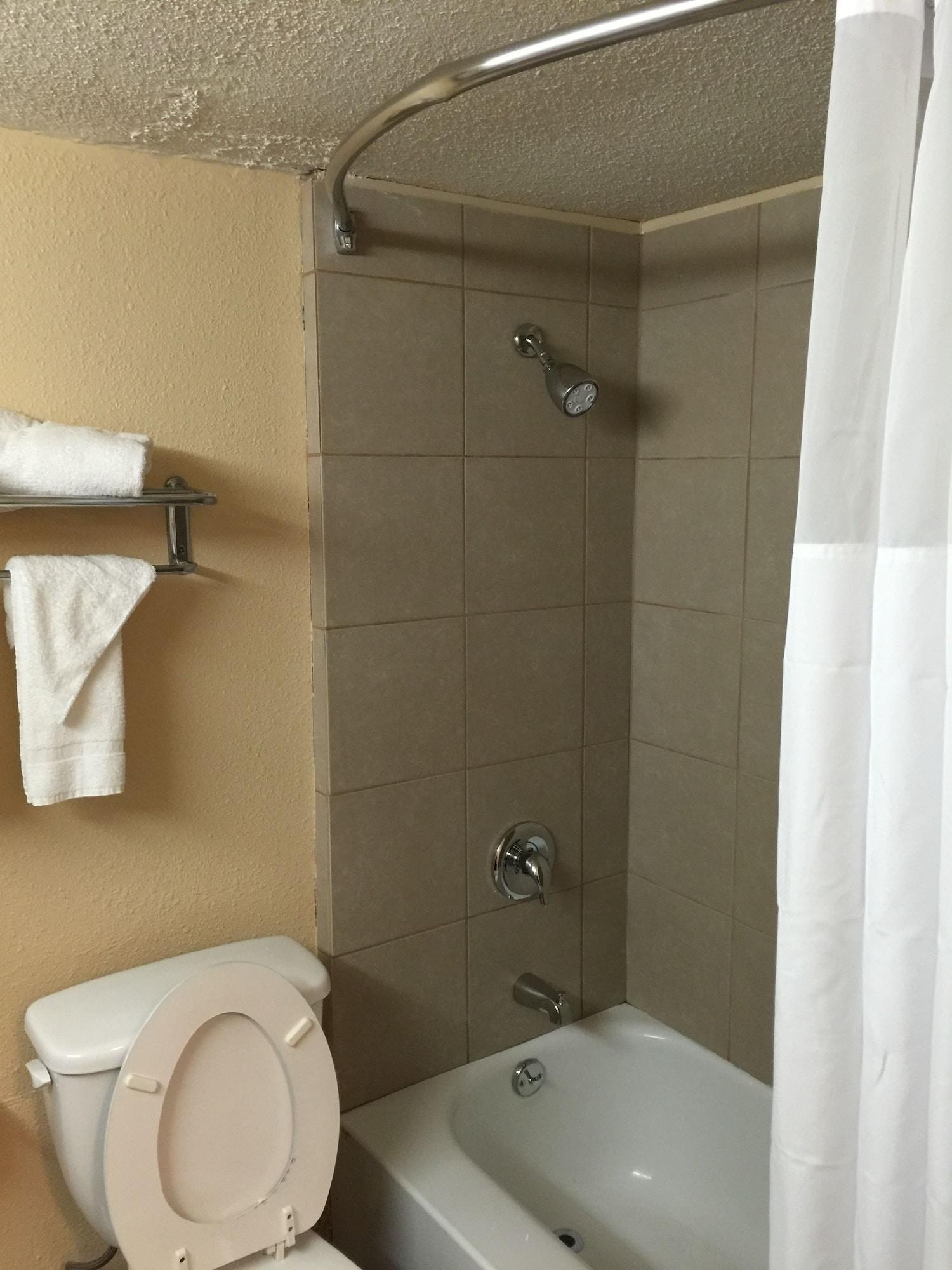 Quality Airport 2* Woodson Terrace